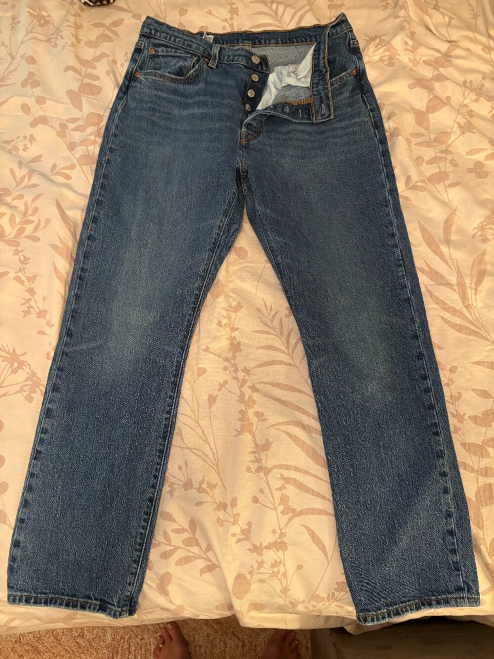Levi's 501s 32 x 30